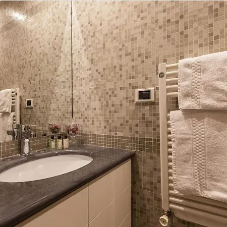Appartement 2 Two-bedroom Fontana Di Trevi Rome