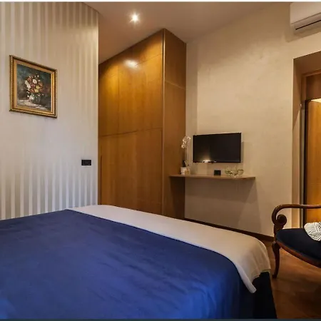 2 Two-bedroom Fontana Di Trevi Appartement